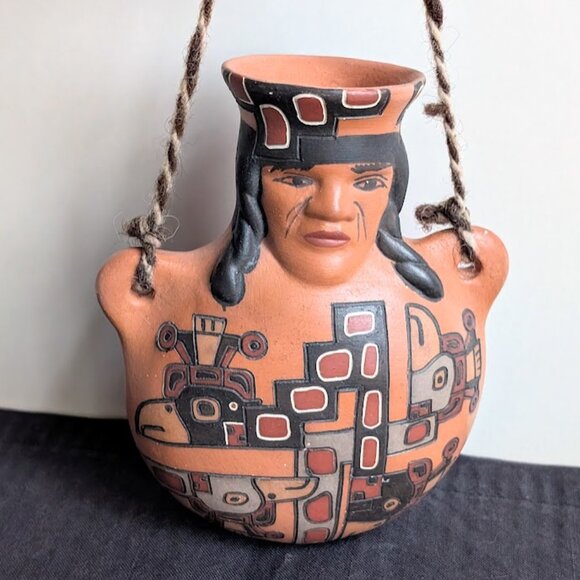 Handmade Pottery Wall Canteen Vase Signed Nustay y Huarco Argentina 6.5